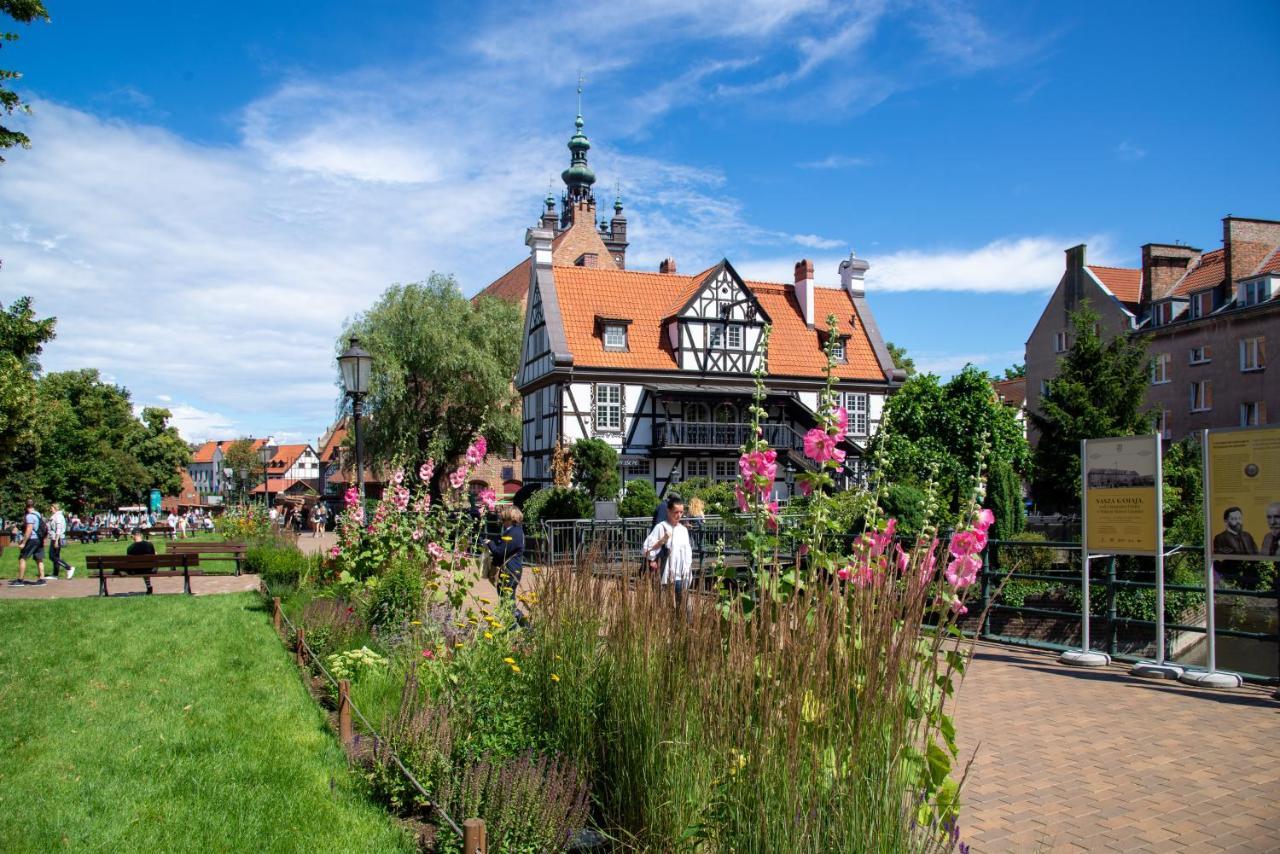 Maya'S Flats & Resorts 60 - Most Milosci Gdańsk Exteriör bild